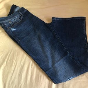 New destroyed jeans without tag